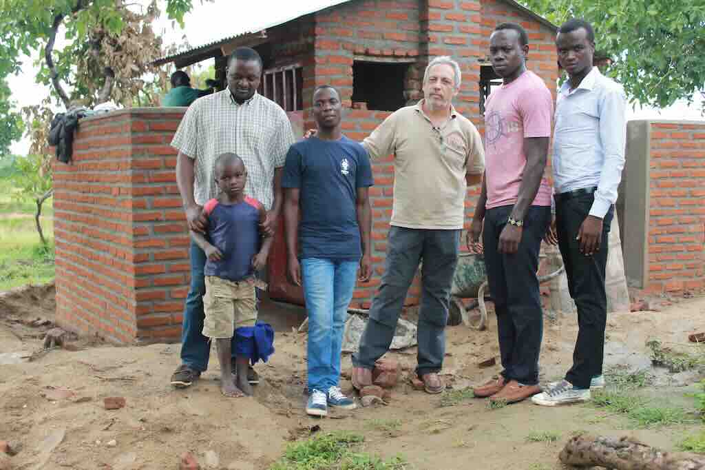 Proyecto de formación integral para jóvenes de Malawi orientado a crear agentes de transformación social mediante capacitación humana, práctica y académica, fortaleciendo su liderazgo y compromiso comunitario.